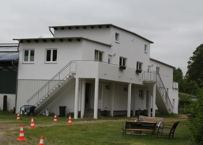 Ferienwohnungen In Den Wiesen Oranienburg